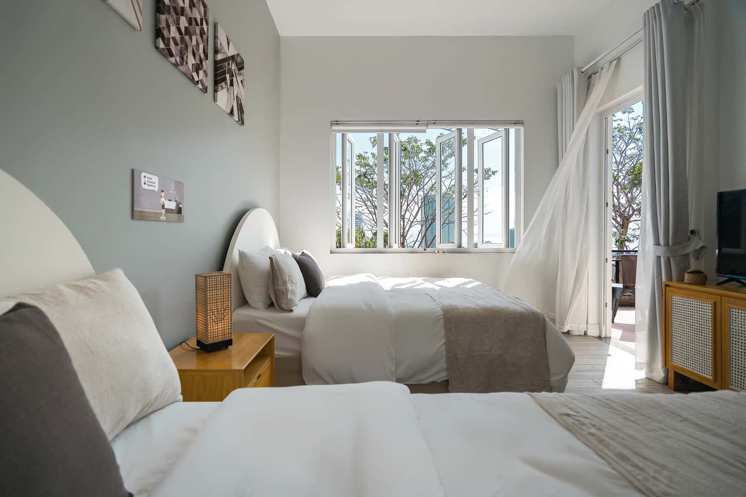 autumn villa orestay ha long