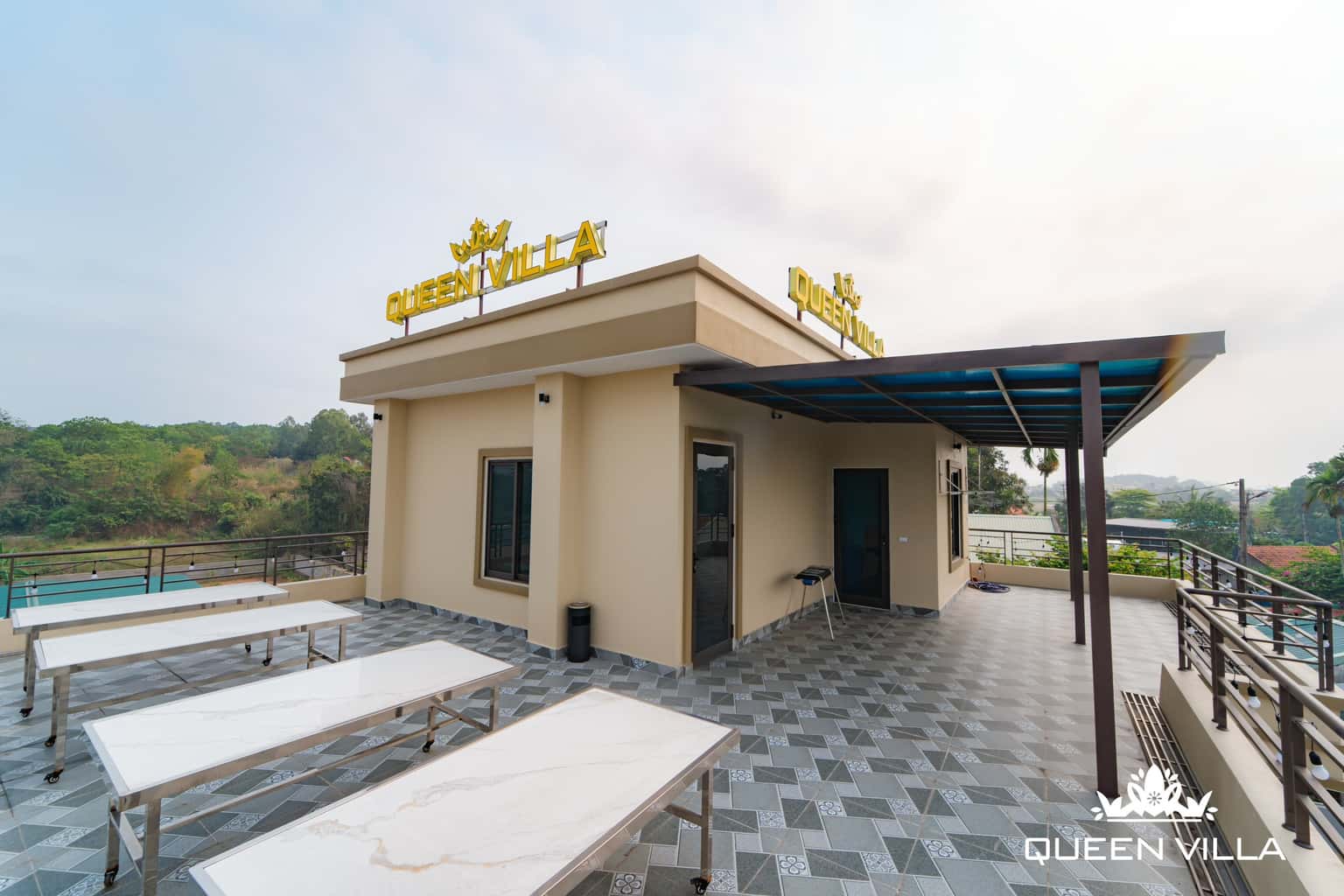 queen villa tuan chau ha long 