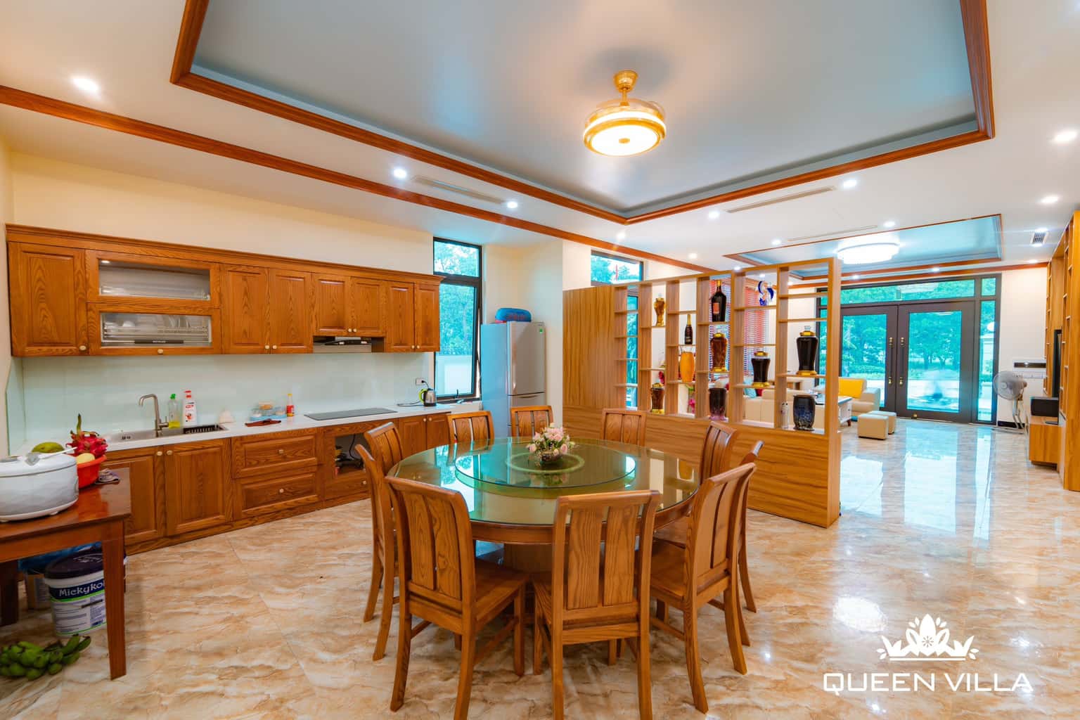 queen villa tuan chau ha long 