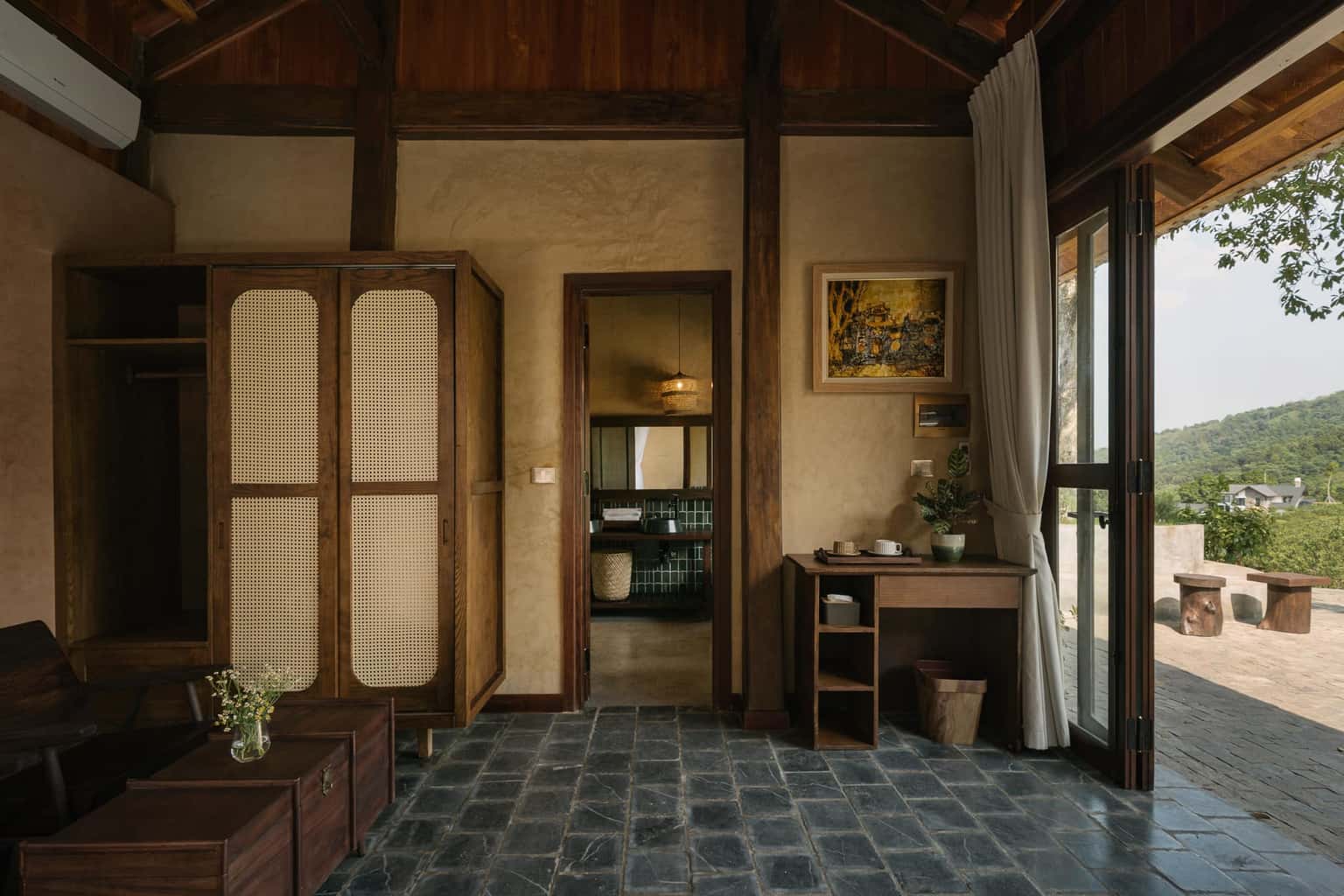 lily home retreat thach that