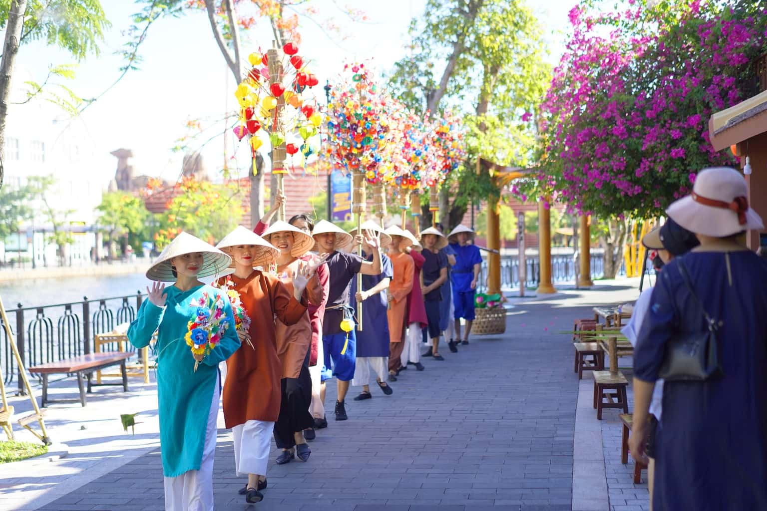 justfly vinwonders nam hoi an
