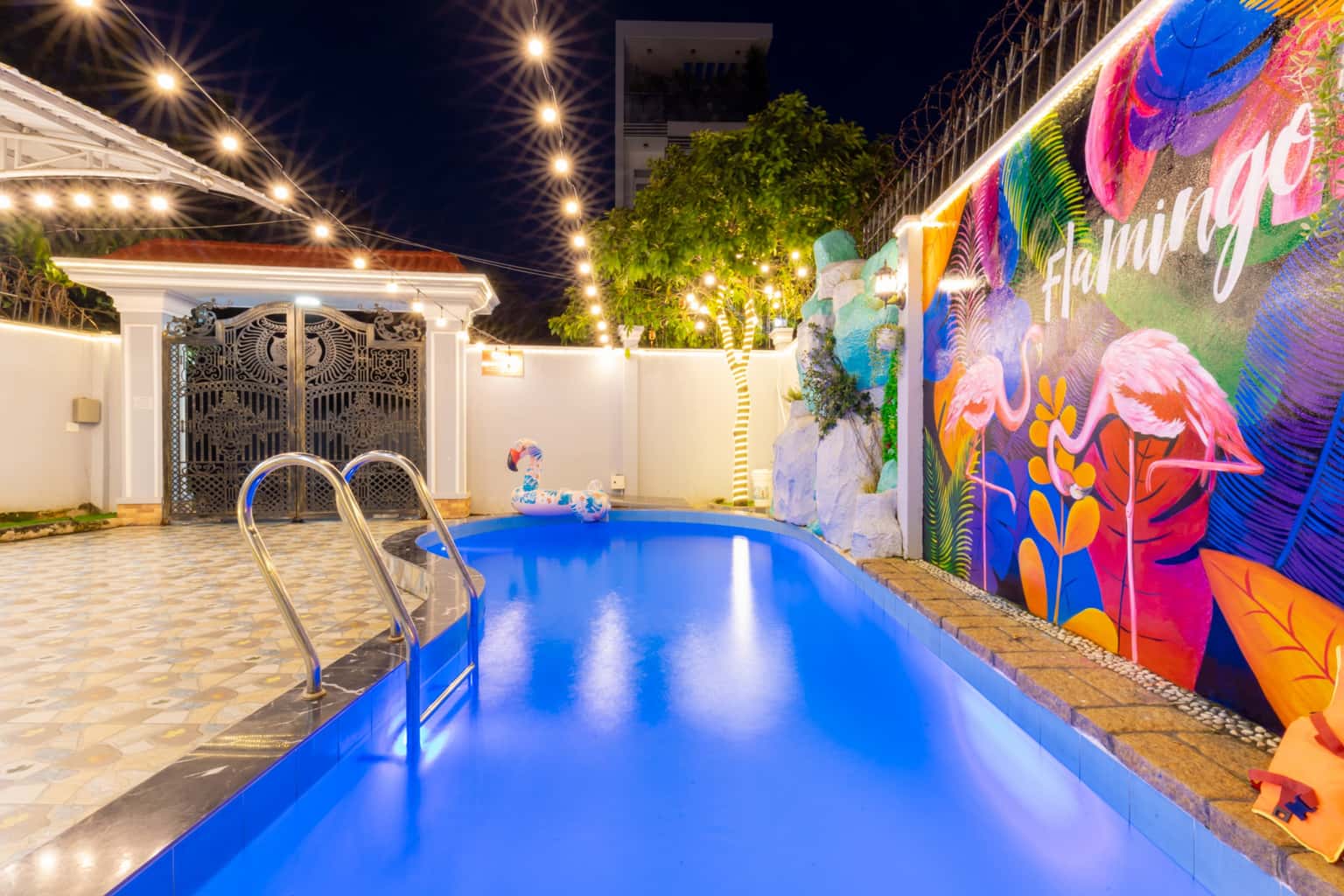 Bể bơi riêng 30m2 