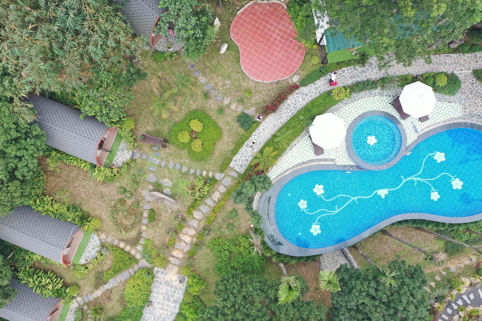 justfly moc tien bungalow hoa binh