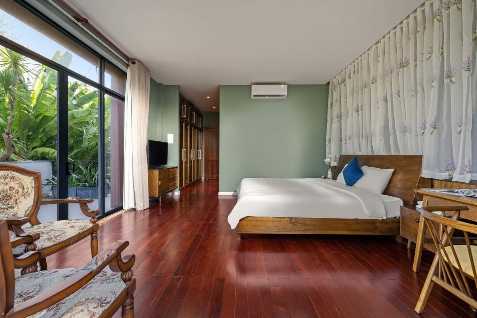 justfly khanh villa 6 56 58 duong tu giang da nang