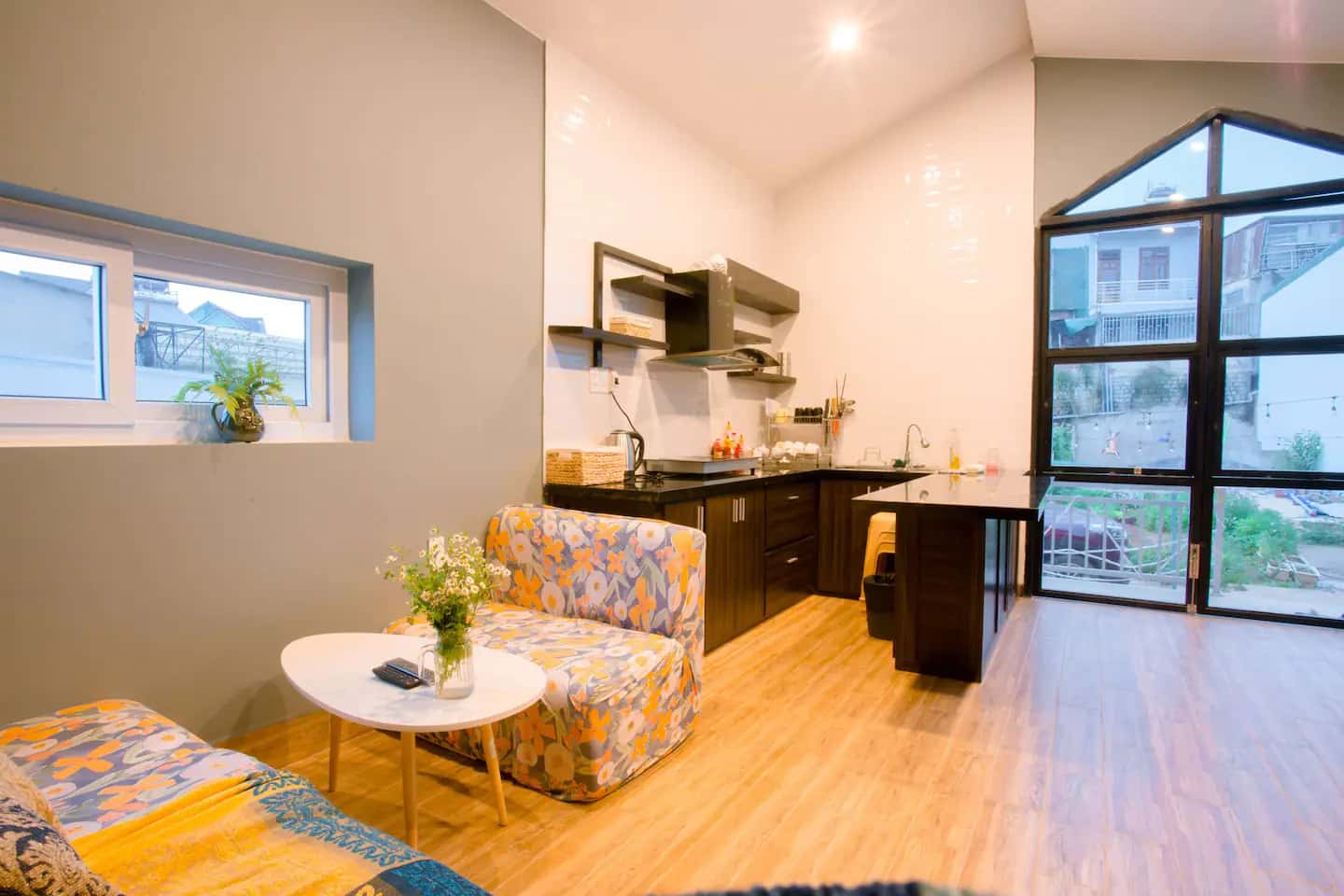 justfly kimi uchi home 52 nguyen an ninh da lat