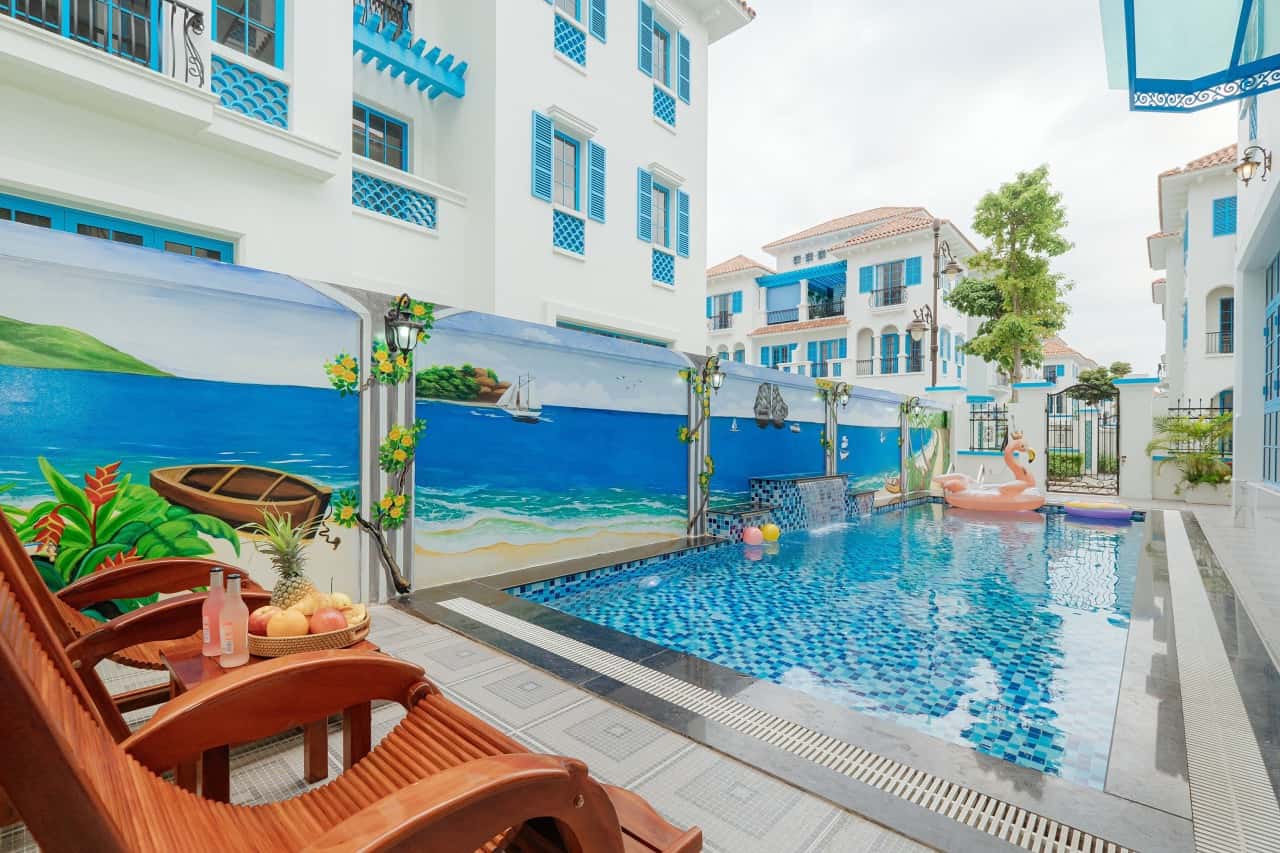 Private 22m² pool