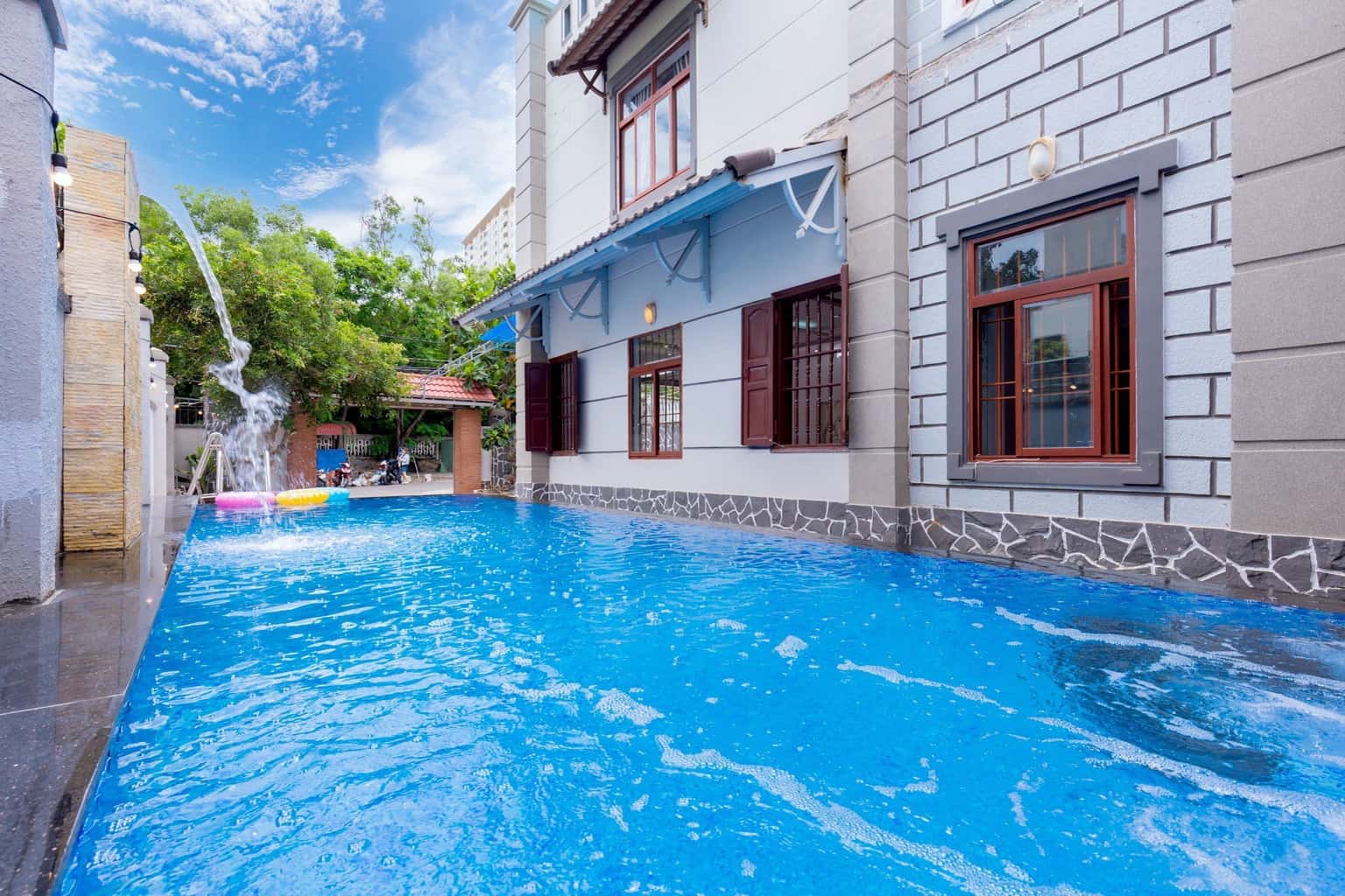 Private pool 45m²