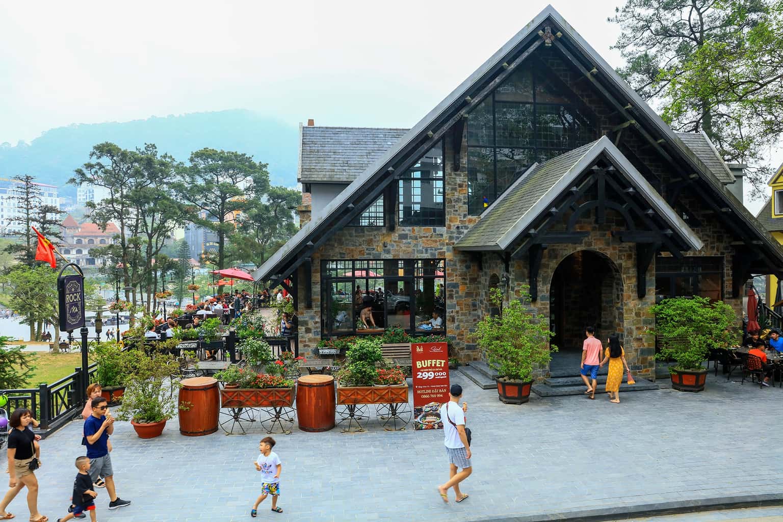 rock cafe tam dao vinh phuc