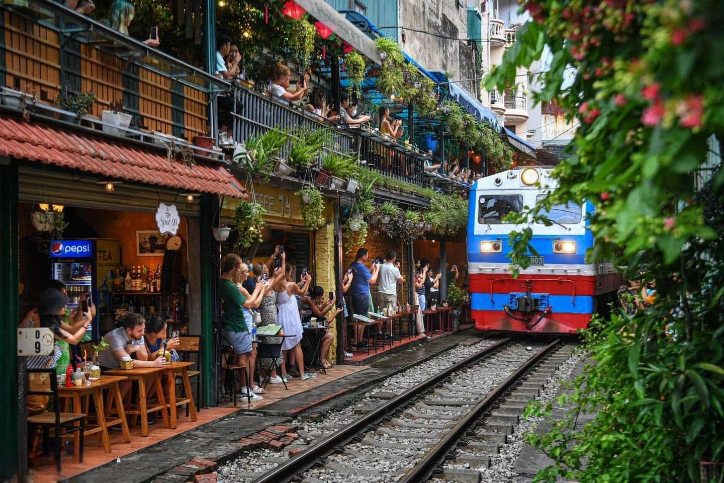 Phố đường tàu Hà Nội  — ảnh 2
