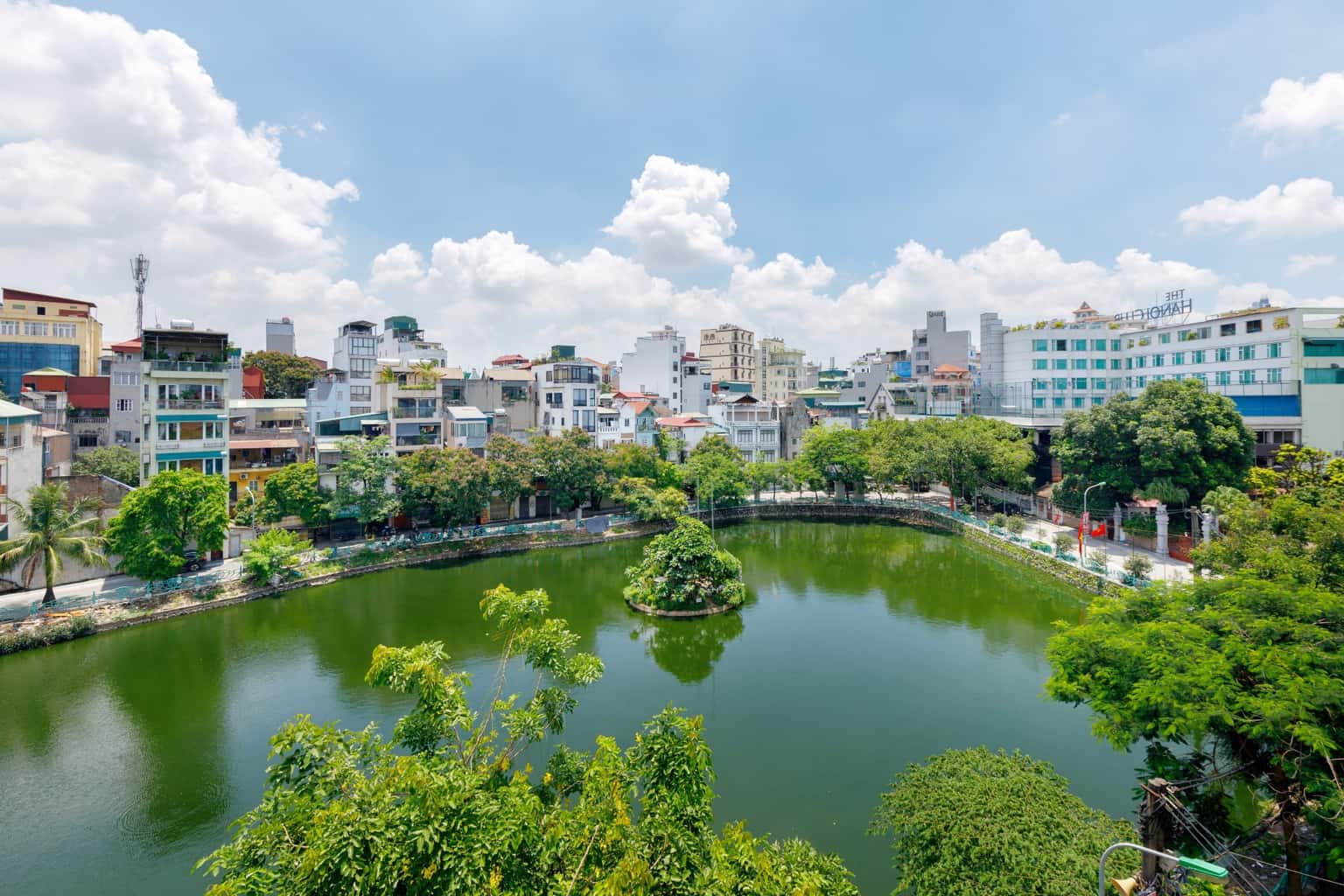 Aki Apartment - KatHome In Town - View Hồ Tây — ảnh 14