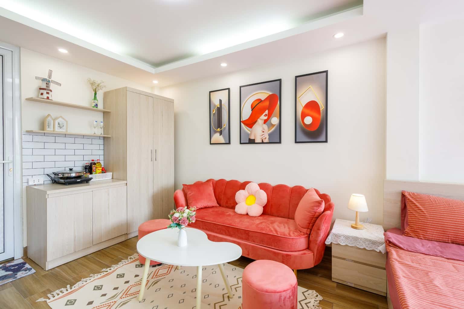 Hime Apartment - KatHome In Town - View Hồ Tây — photo 3