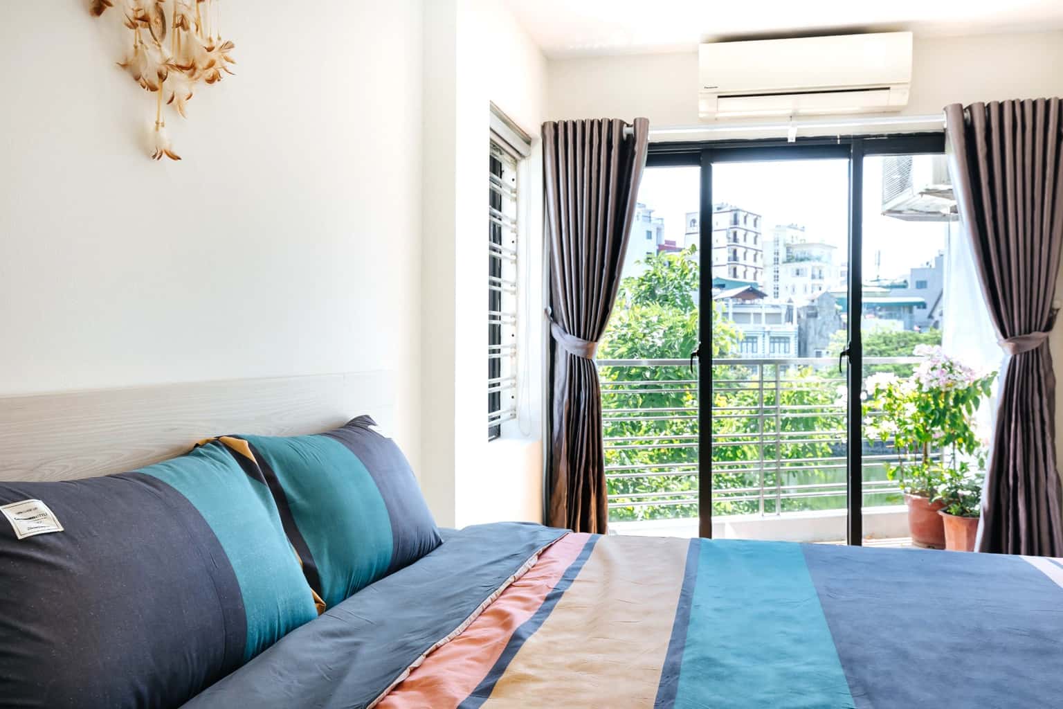 Miyu Apartment - KatHome In Town - View Hồ Tây — photo 5