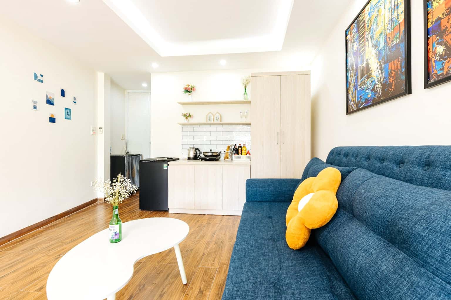 Miyu Apartment - KatHome In Town - View Hồ Tây — photo 4