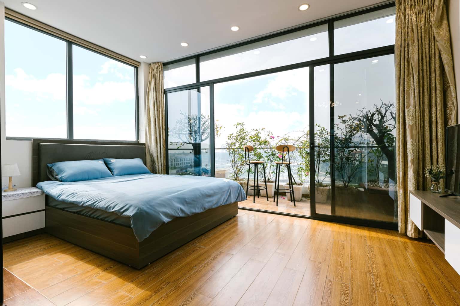 Sora Apartment - KatHome In Town (View Hồ), Tây Hồ — ảnh 1