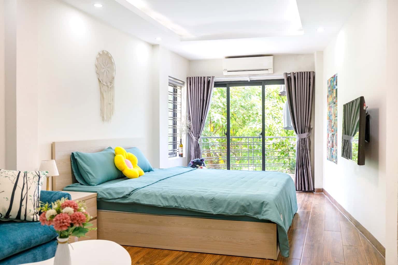 Yura Apartment - KatHome In Town - View Hồ Tây — ảnh 4