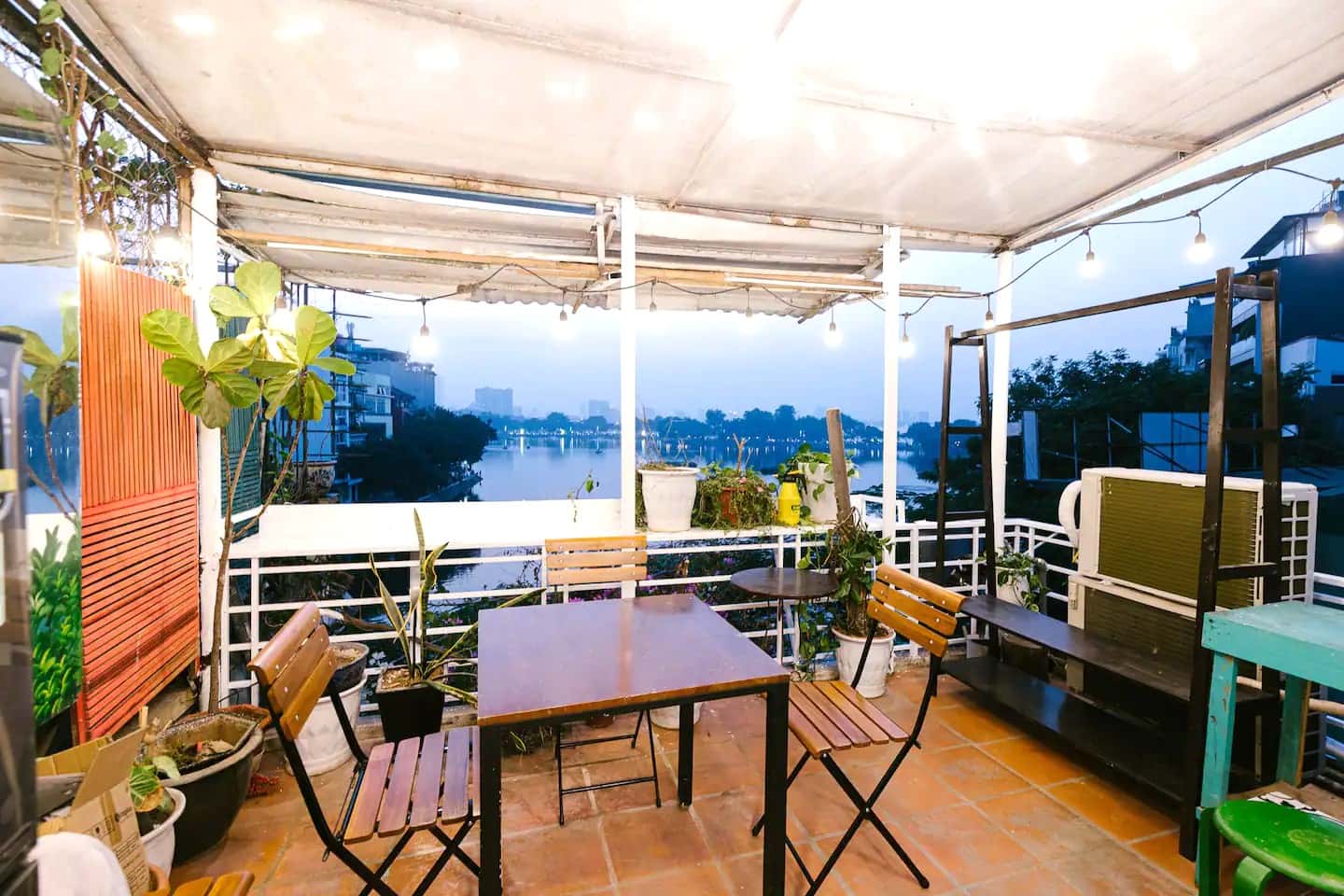 justfly tb2 truc bach ba dinh ha noi