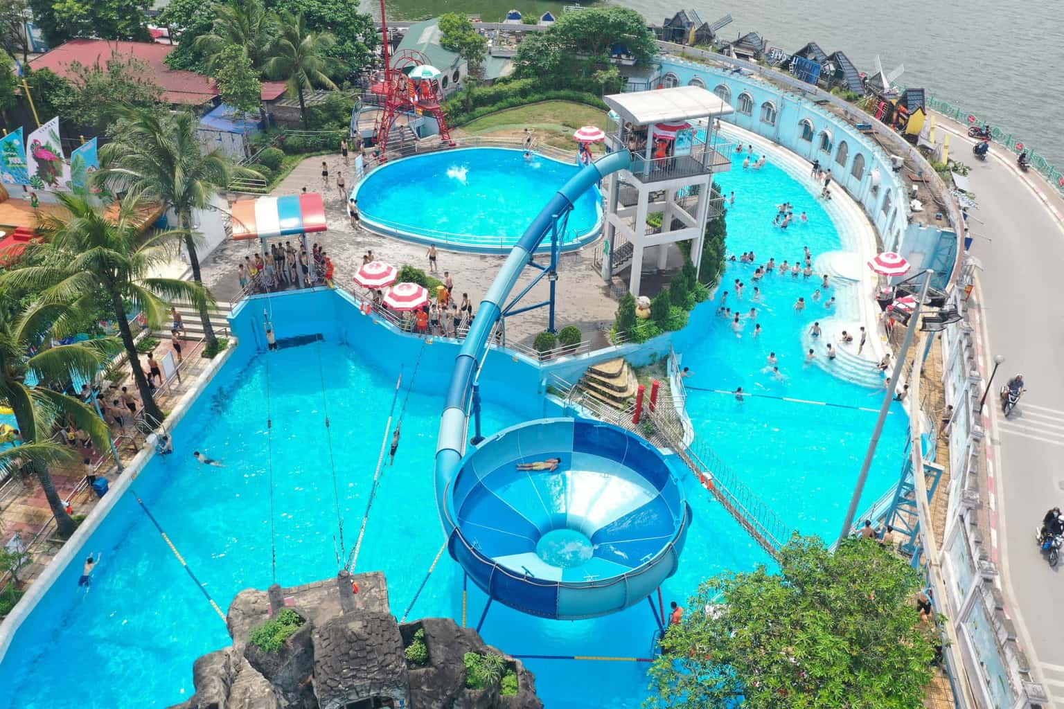 justfly cong vien nuoc ho tay hanoi