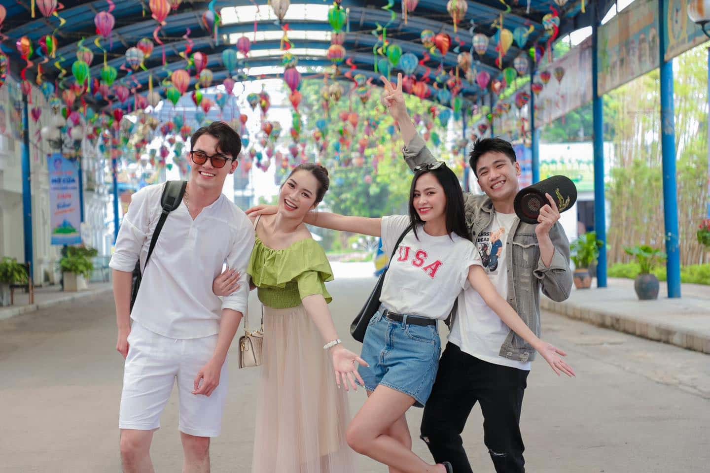 justfly cong vien nuoc ho tay hanoi