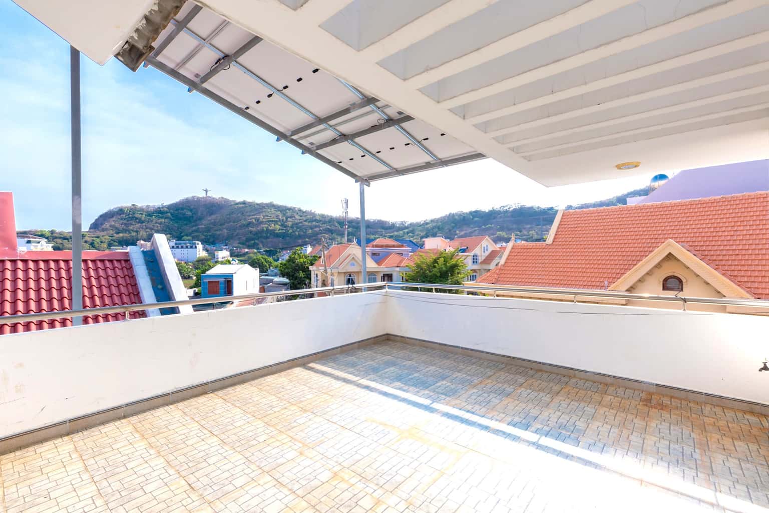 Villa 10/2 Lạc Long Quân, Vũng Tàu — photo 9