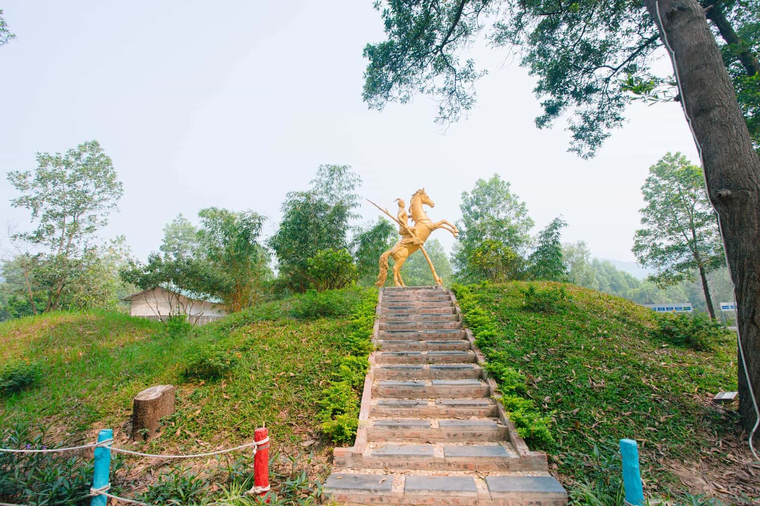justfly ham rong lakeside soc son hanoi
