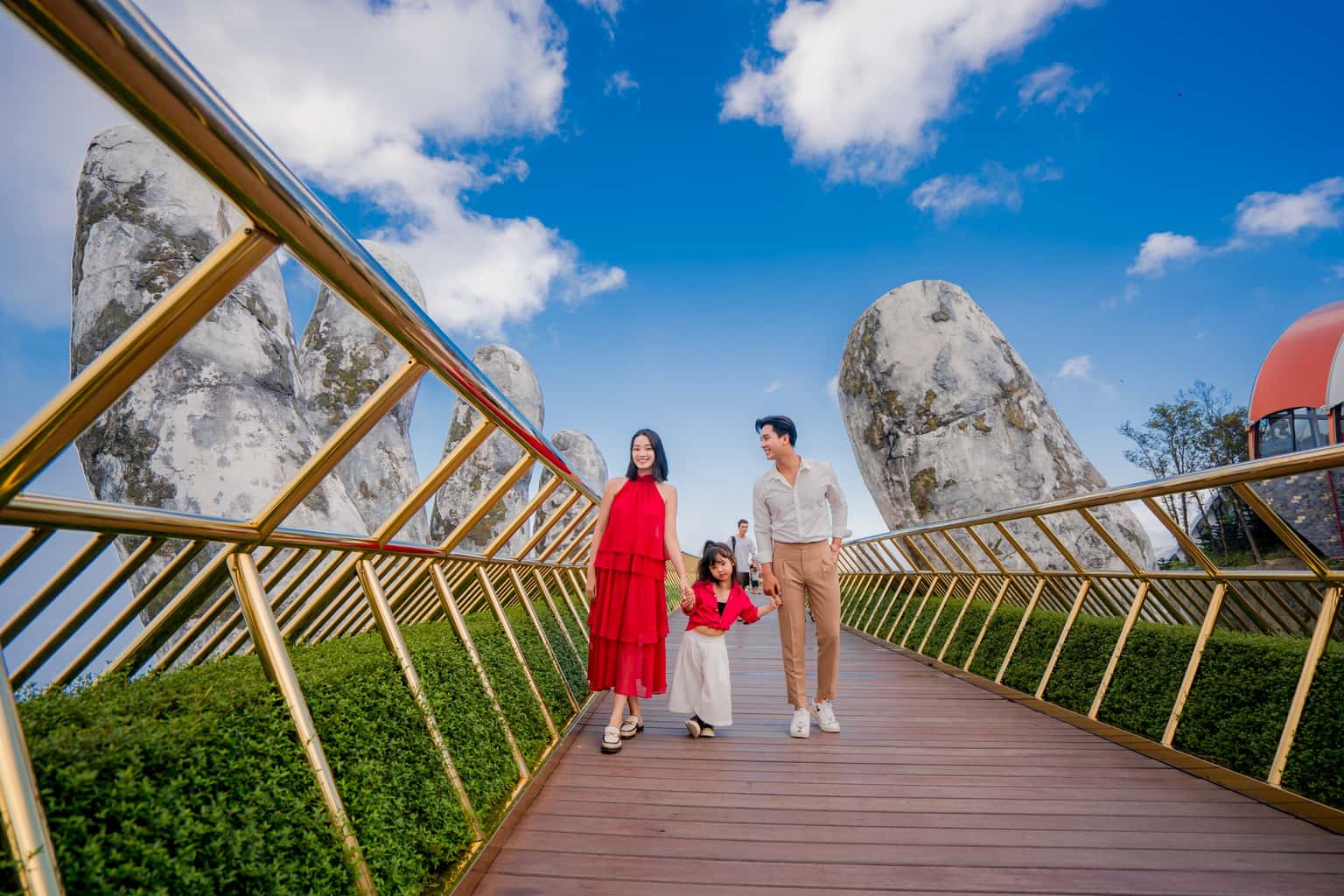 justfly cau vang da nang
