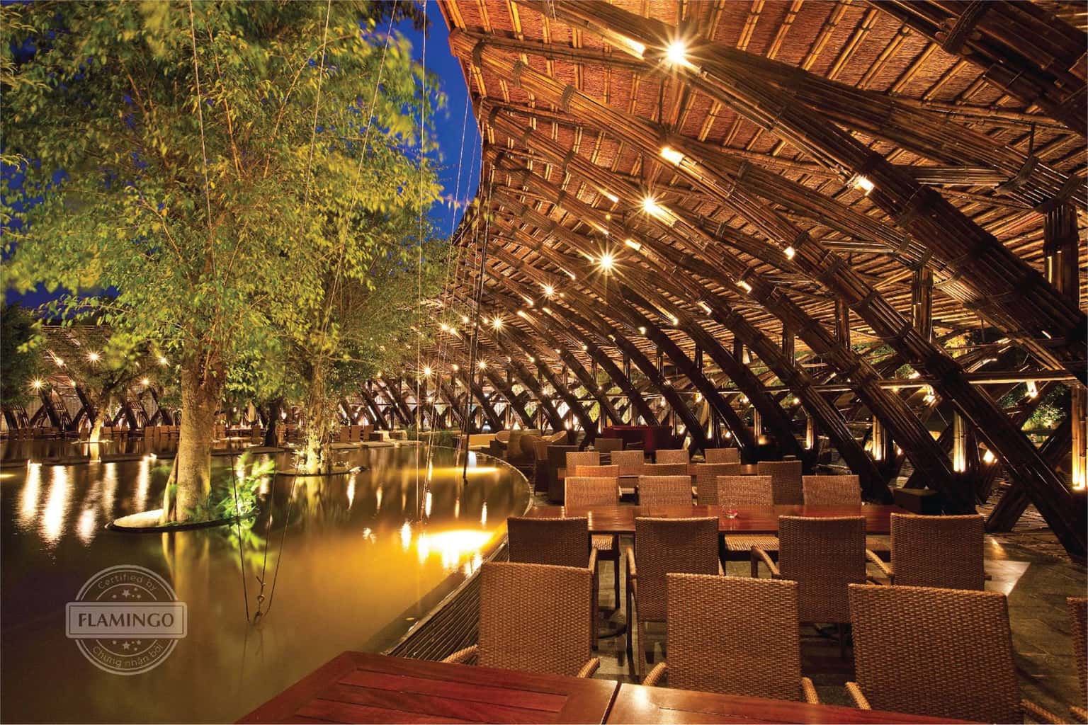Nhà hàng Bamboo Wings Flamingo Đại Lải — ảnh 3