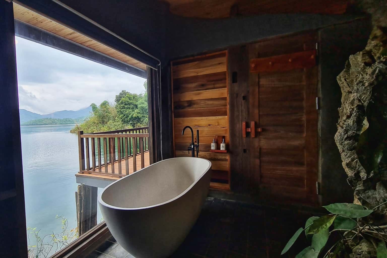 Nhà Rồng (Xoan Retreat) tại Đà Bắc, Hòa Bình — ảnh 4