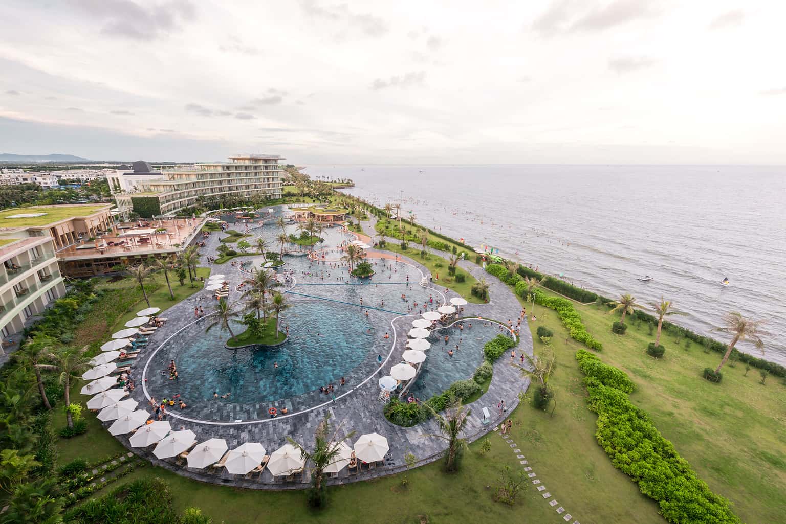 Family Suite Plus FLC Luxury Hotel, Sầm Sơn — ảnh 7