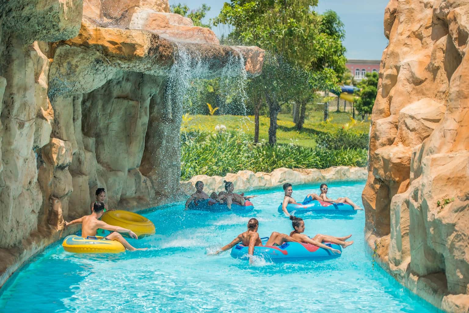 justfly vinwonders nam hoi an