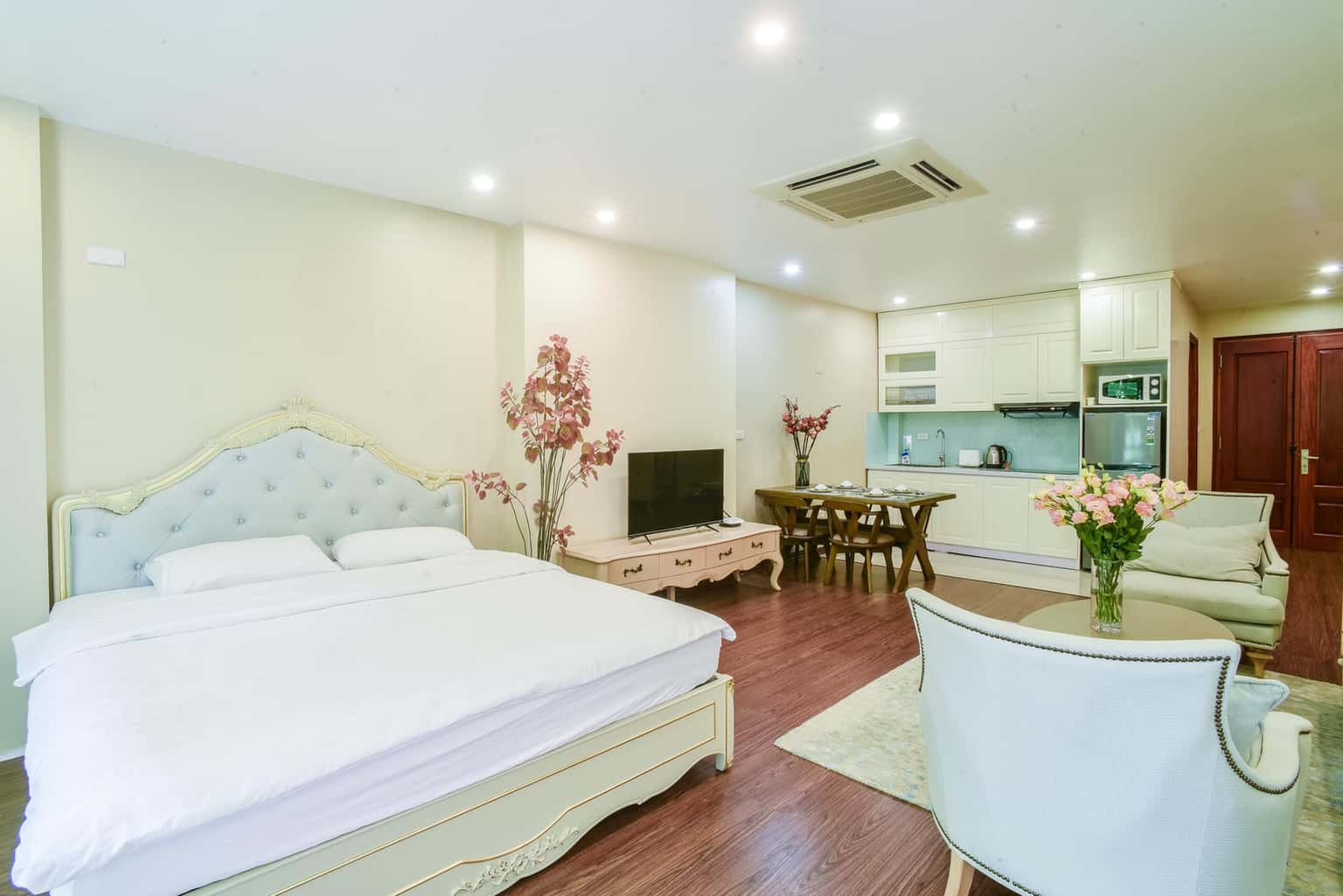 Amber Charm - 3 Triệu Việt Vương, Hai Bà Trưng — ảnh 1
