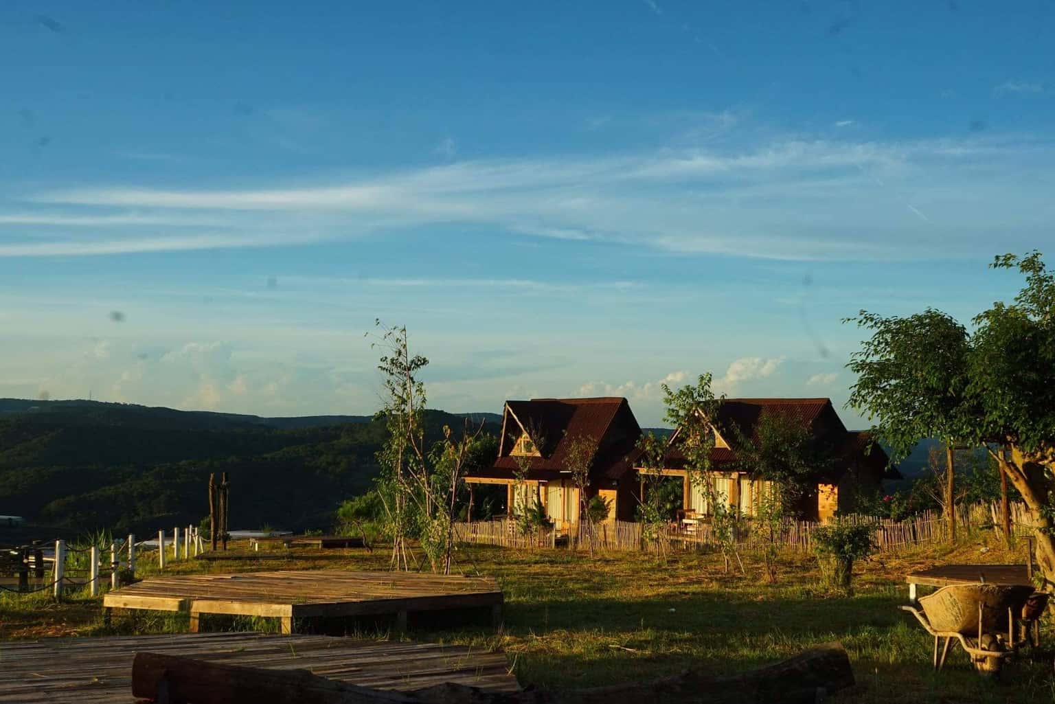 justfly down hill bungalow binh yen homestay da lat