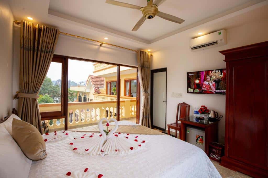 phong deluxe double lys homestay ninh binh