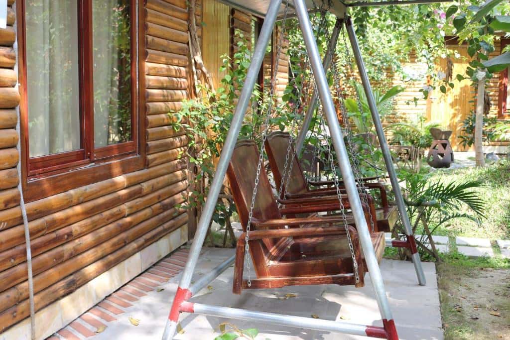 justfly green peace bungalow ninh binh
