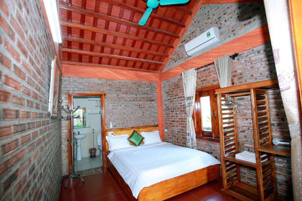 bungalow tieu chuan view vuon ninh binh mountain view homestay