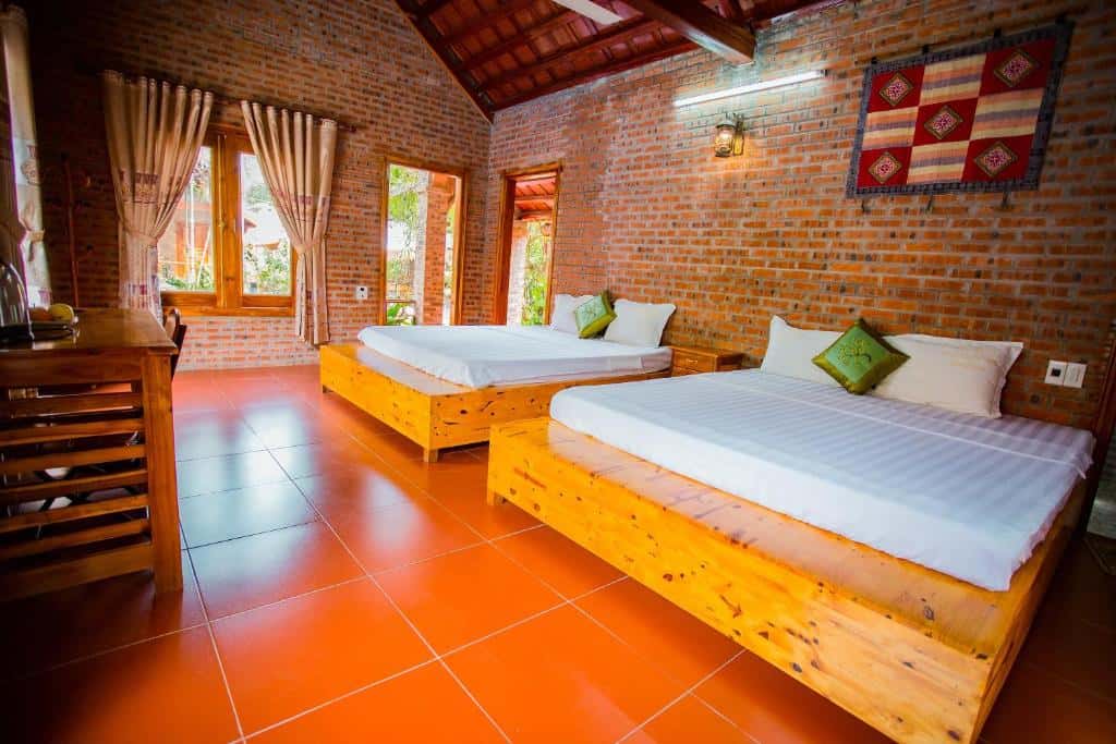 bungalow gia dinh ninh binh mountain view homestay