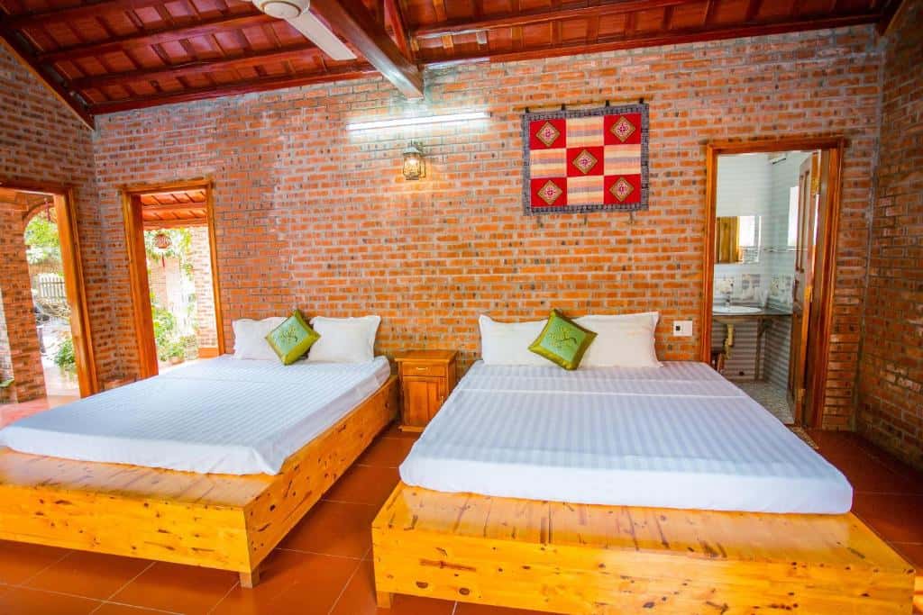 bungalow gia dinh ninh binh mountain view homestay