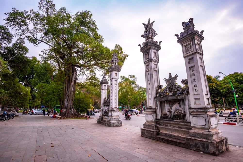 den quan thanh ba dinh dia diem du lich ha noi atthan39 