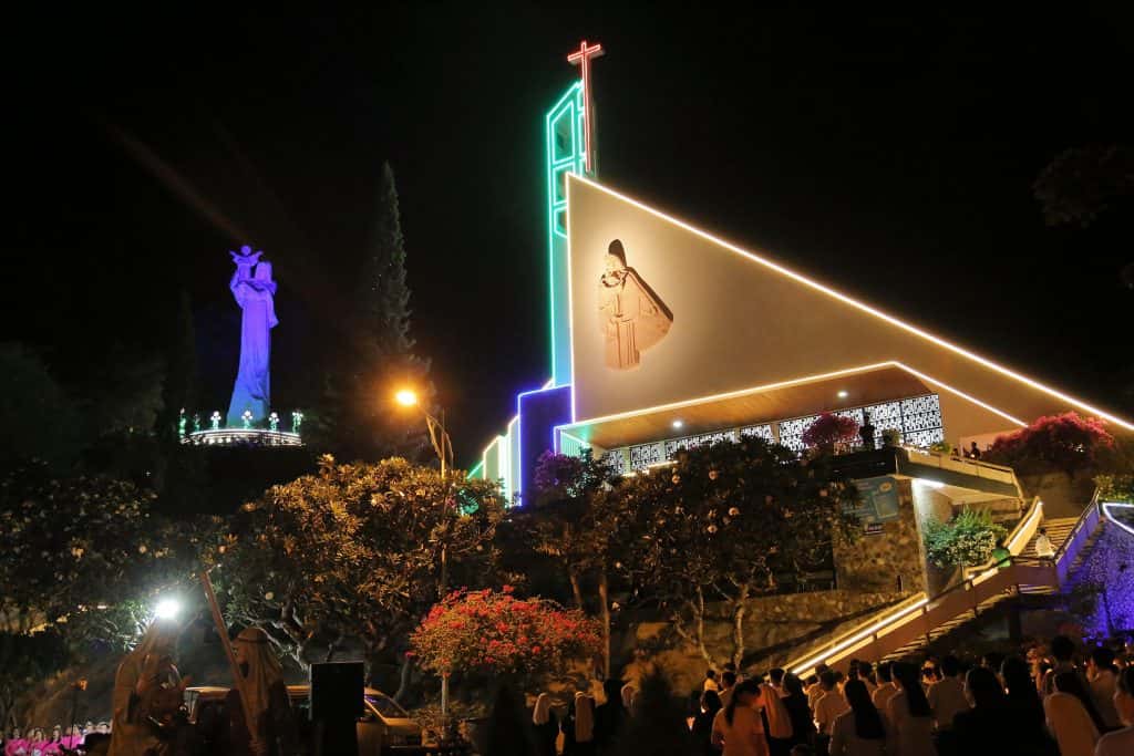 den thanh mau duc me bai dau dia diem du lich vung tau attvut34