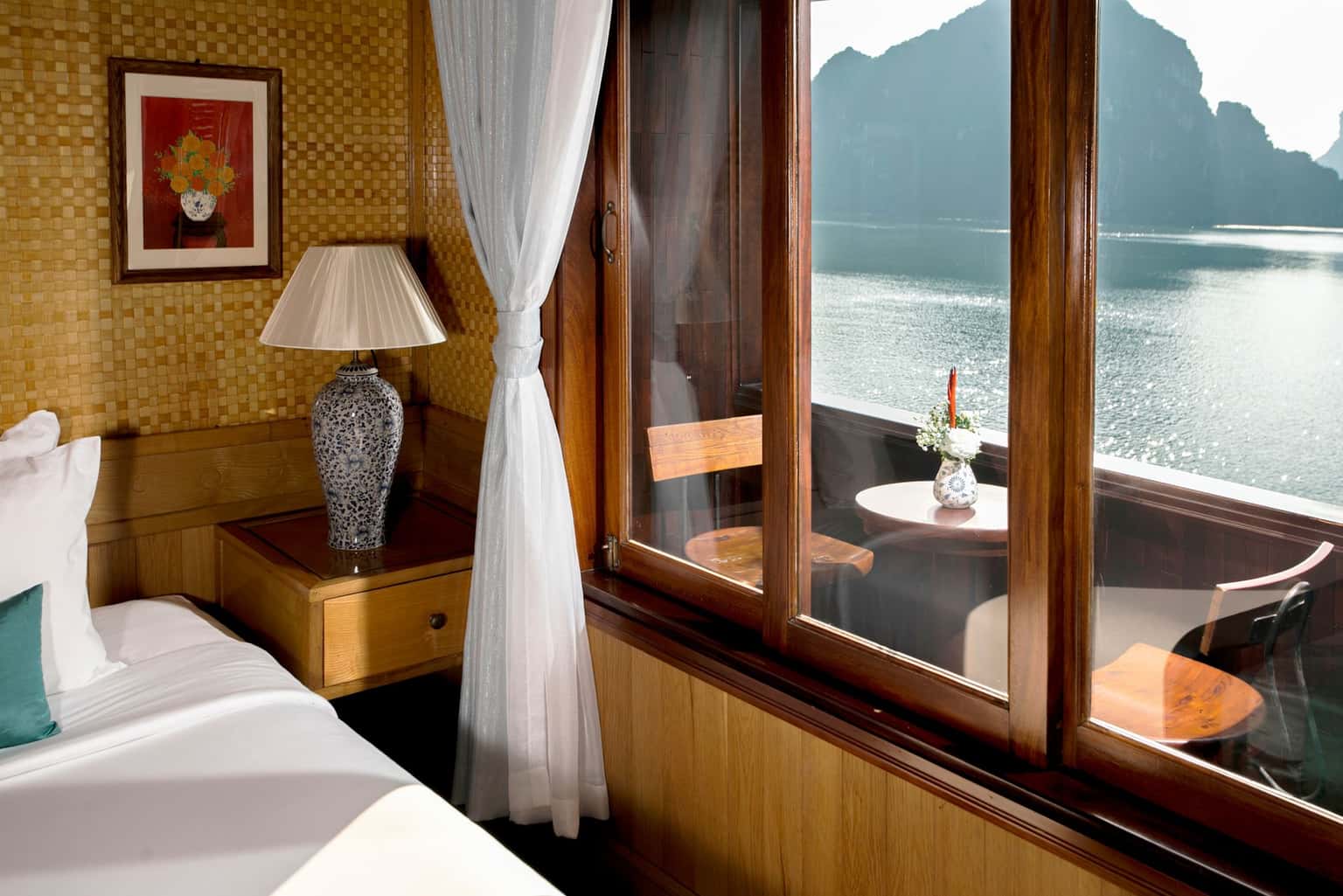 bhaya classic premium bhaya au co cruise ha long bay
