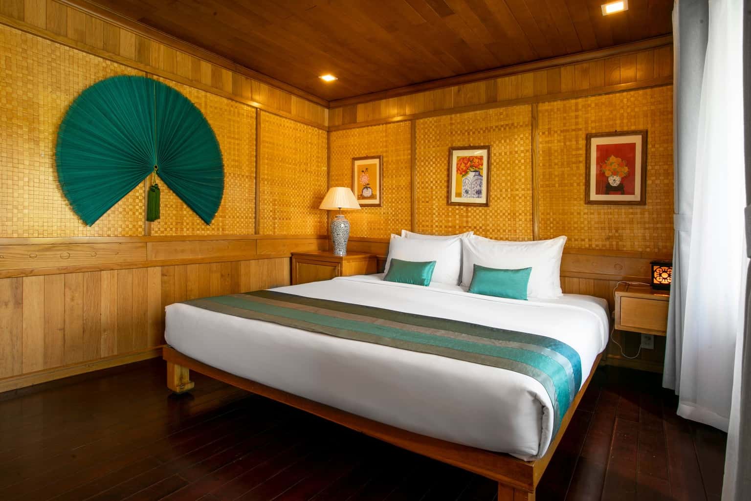 bhaya classic premium bhaya au co cruise ha long bay