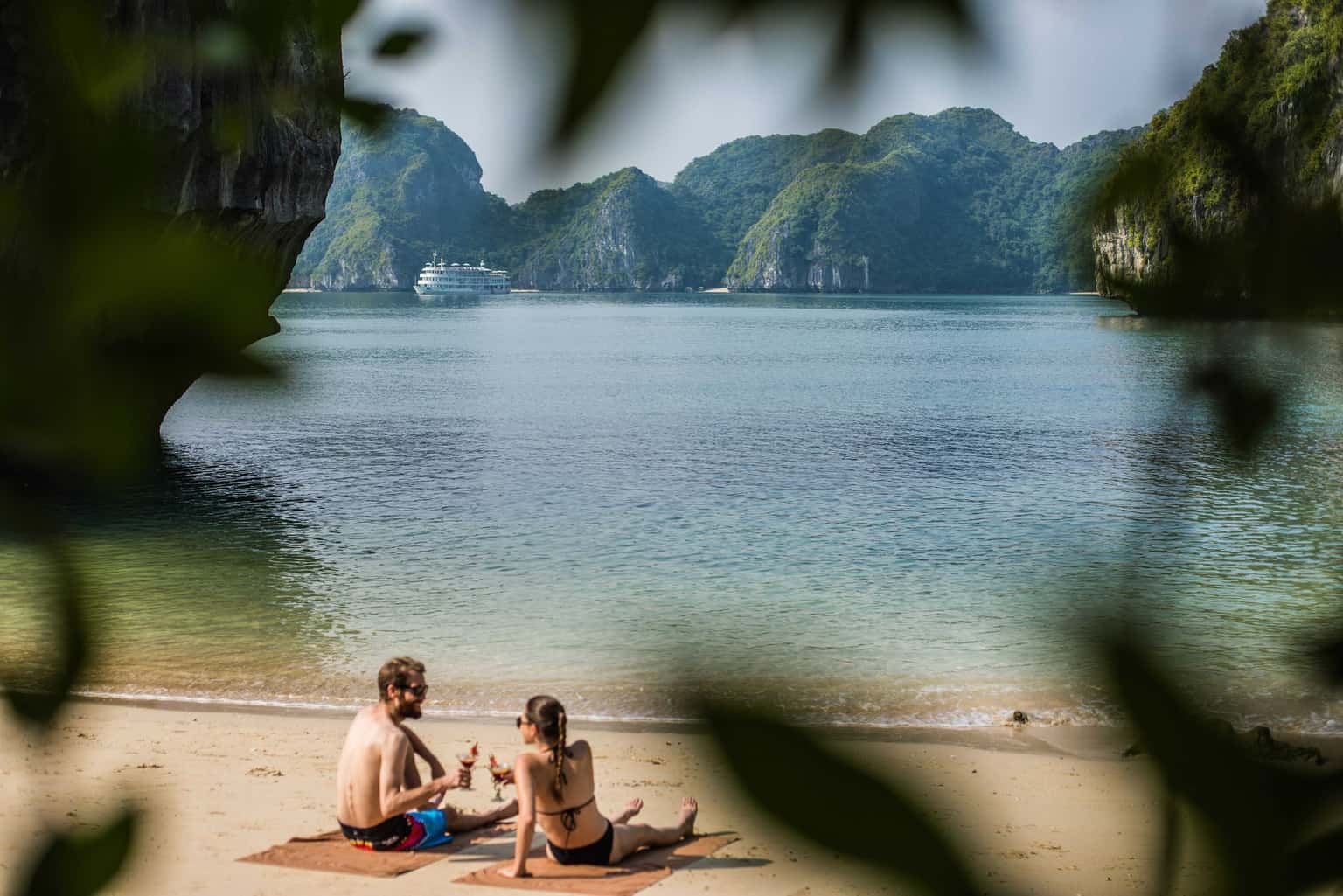 legend halong 1 cabin bhaya au co cruise ha long bay