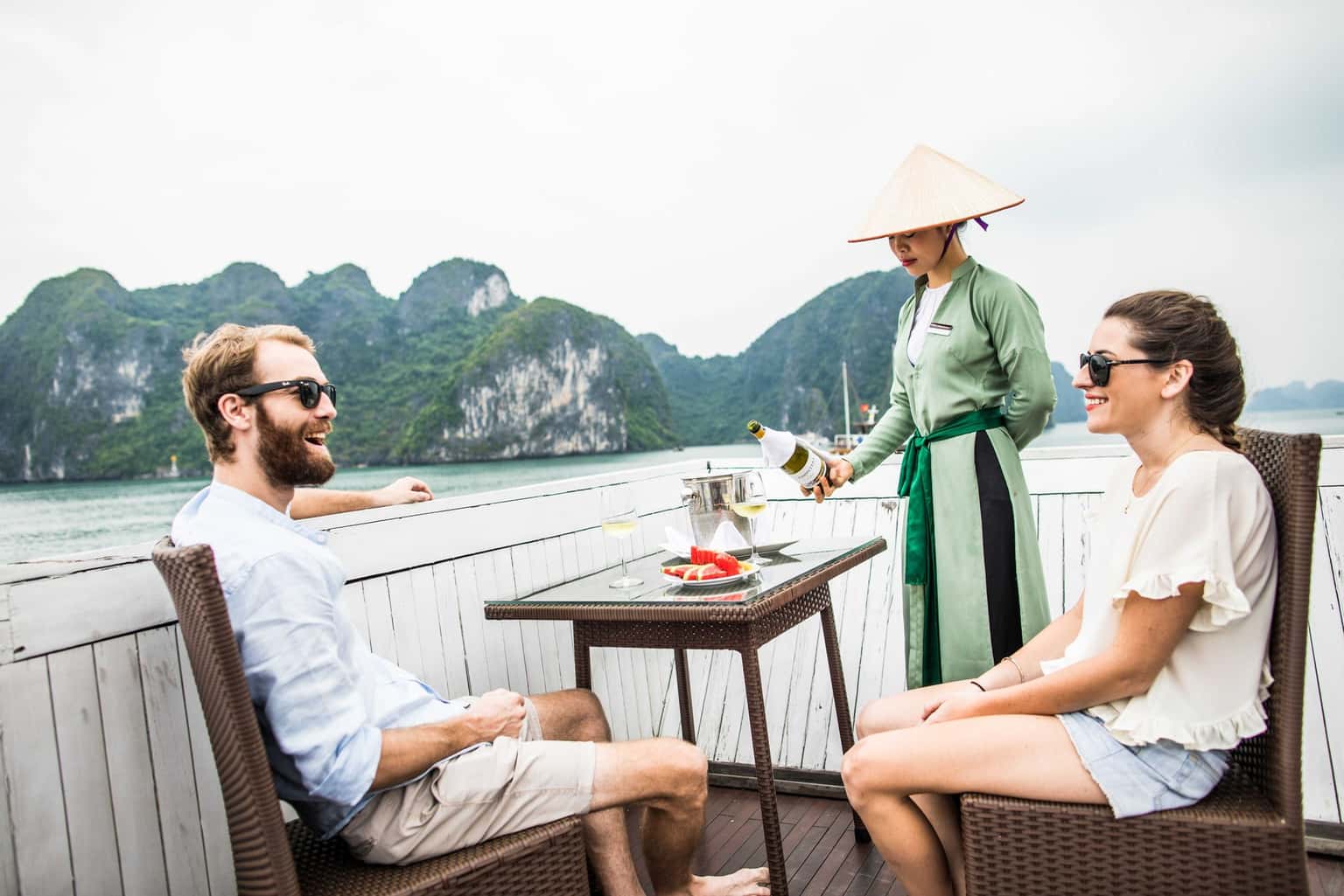 legend halong 1 cabin bhaya au co cruise ha long bay