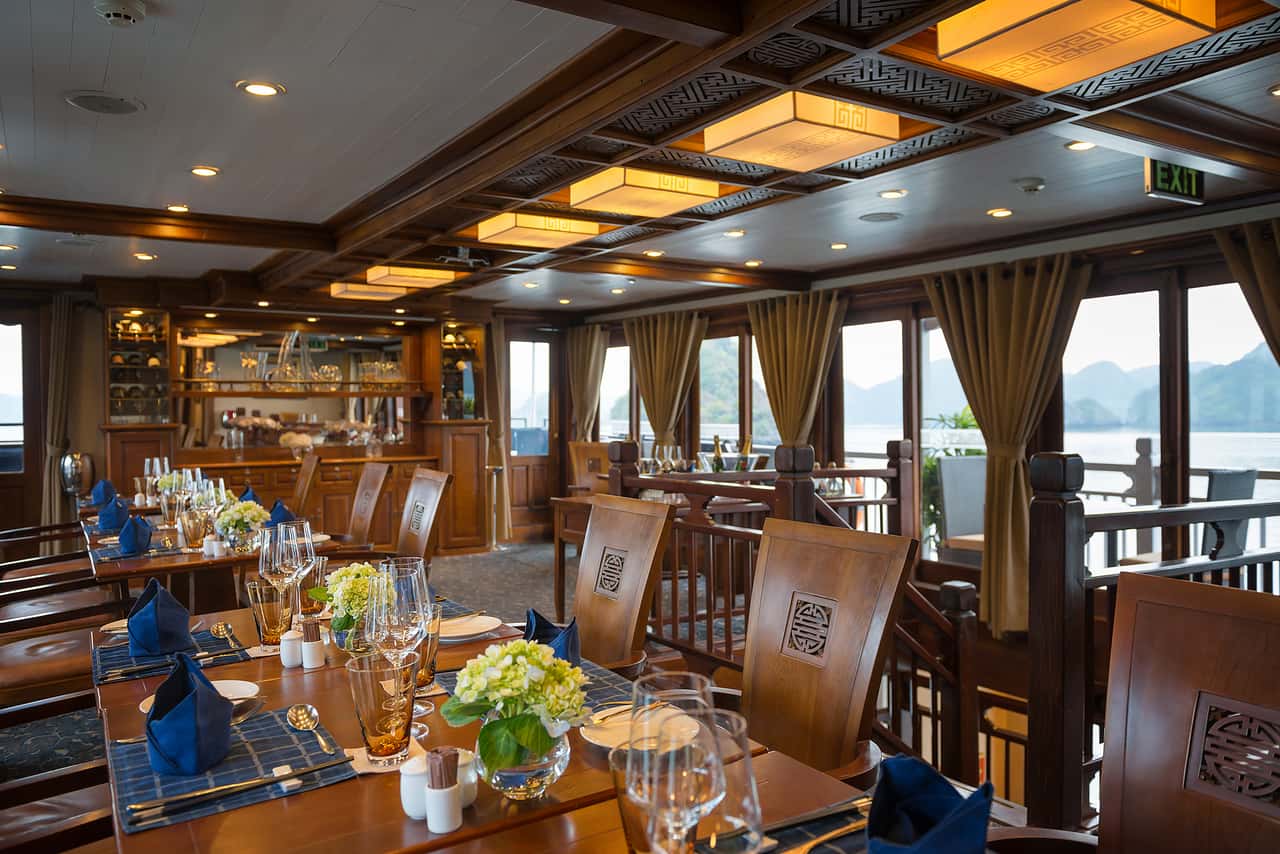 paradise peak cruise 8 cabins ha long
