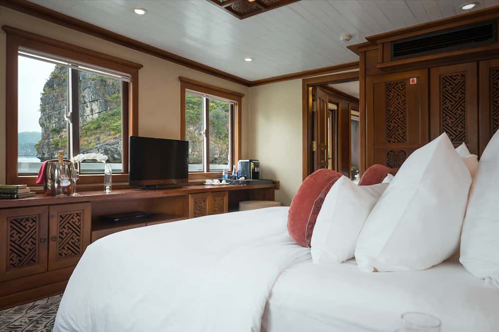 paradise peak cruise 8 cabins ha long