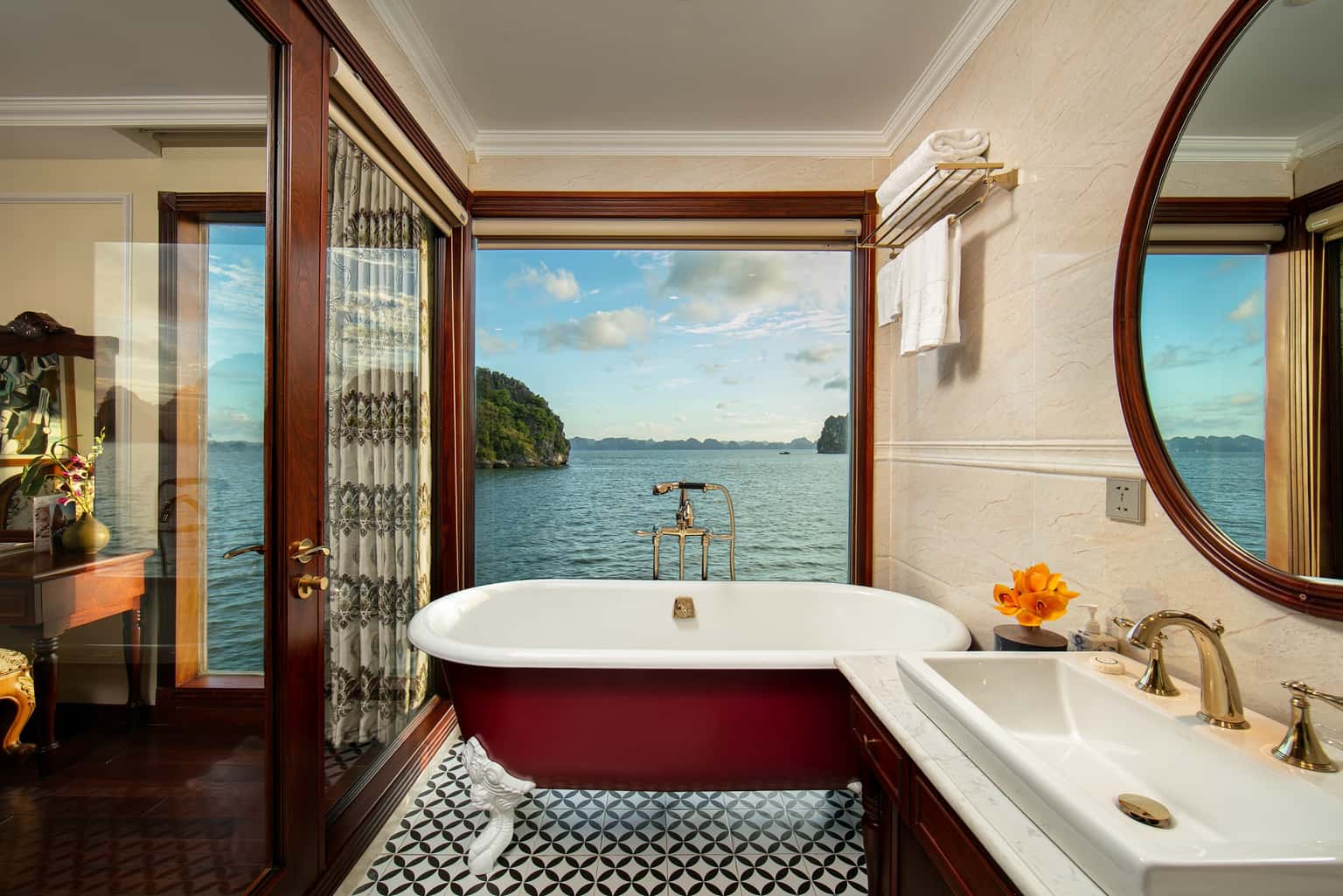 hanoi saigon emperor cruise ha long bay