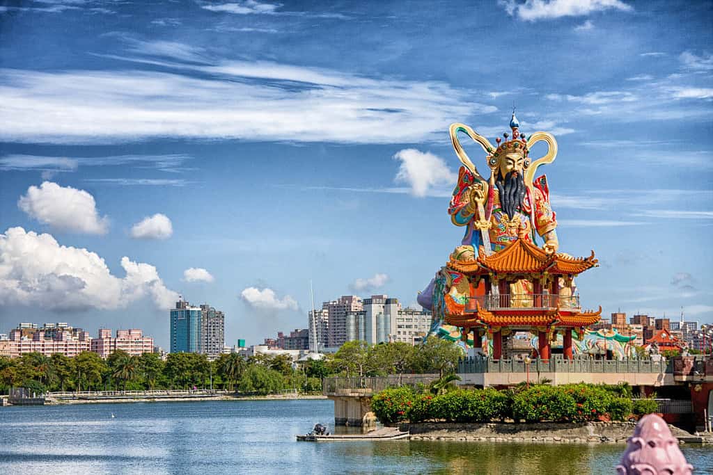 dam lien tri dai loan 