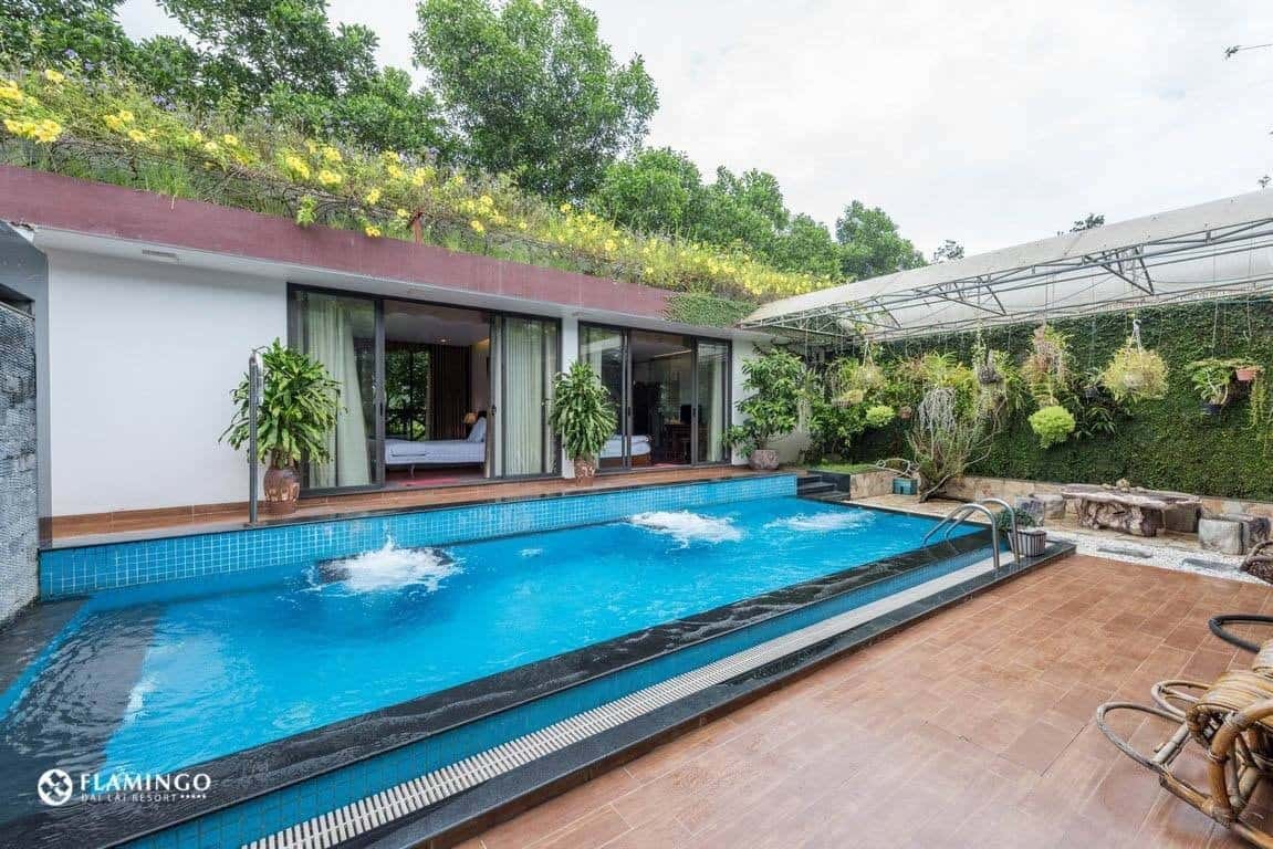Bể bơi riêng 