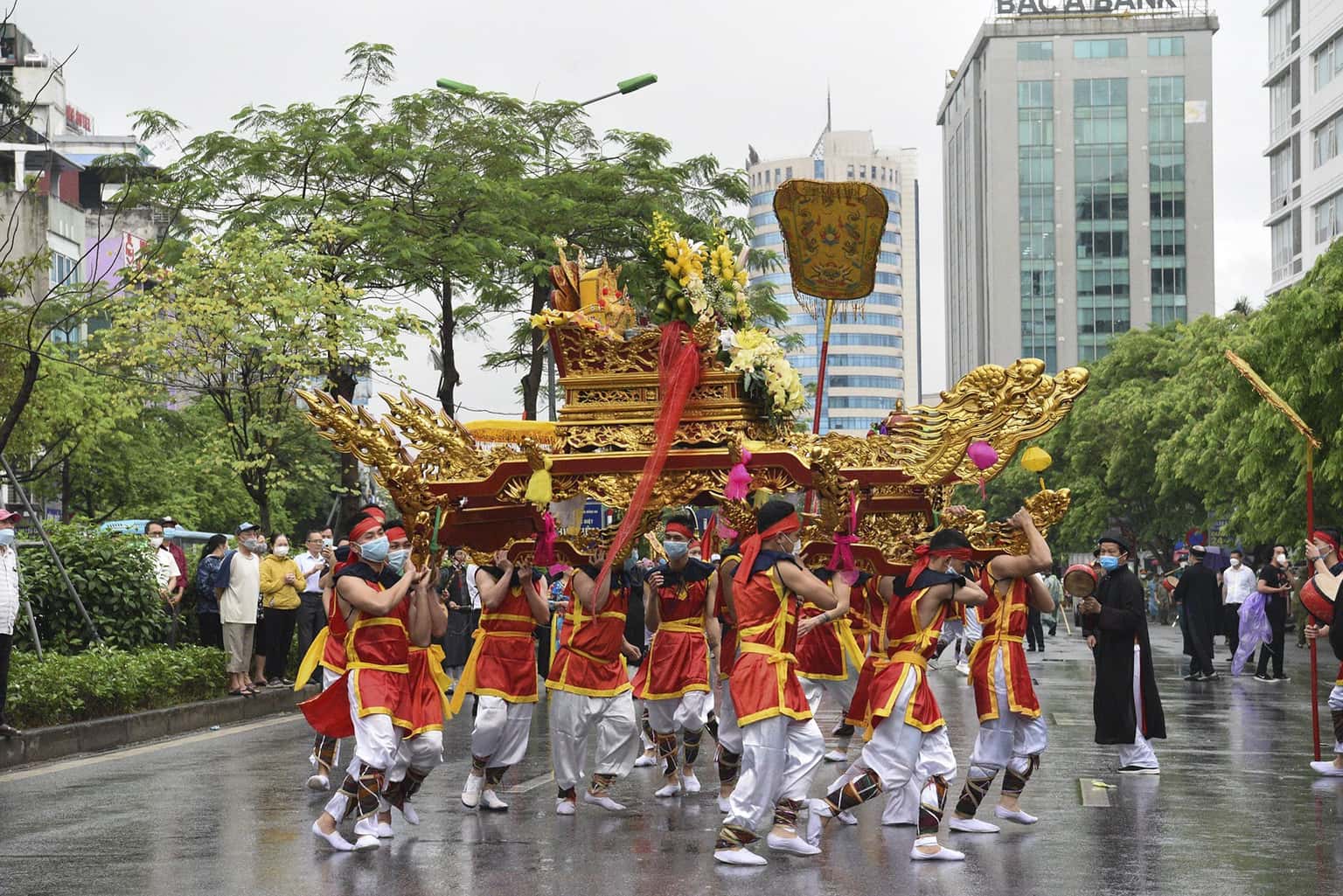justfly den kim lien hanoi