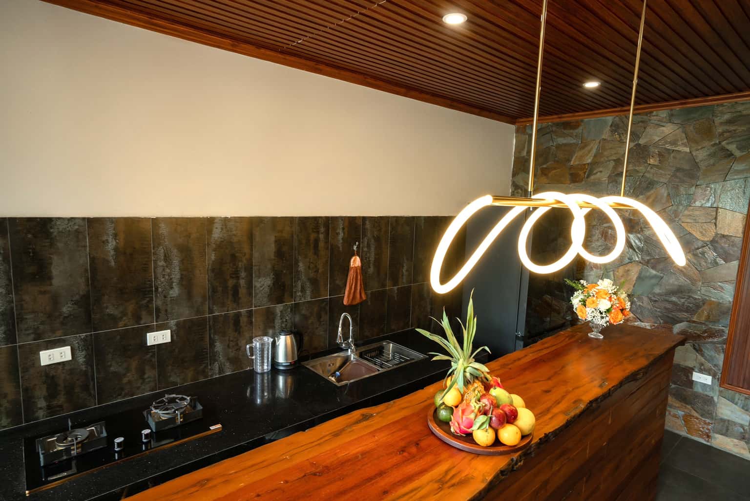 Moonlight Villa (Moon Retreat)，位于朔山Đồng Đò湖 — 照片 14
