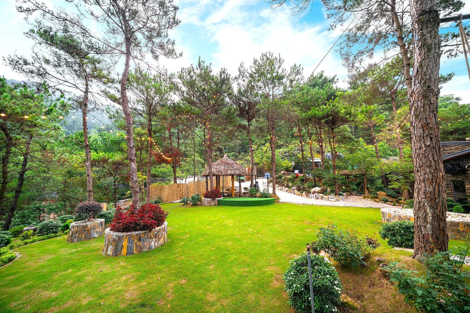 Pine Hill (Moon Retreat) tại hồ Đồng Đò, Sóc Sơn — ảnh 9
